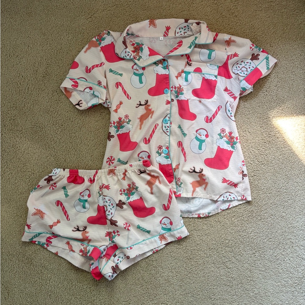Women’s Holiday Pajamas Set - Cream and Red